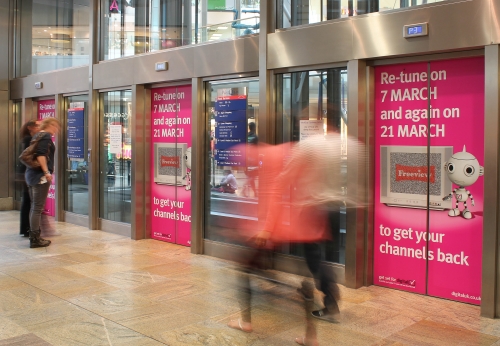 Boost brand awareness through mall advertising opportunities